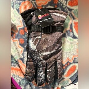 Cams Outdoors men's winter gloves